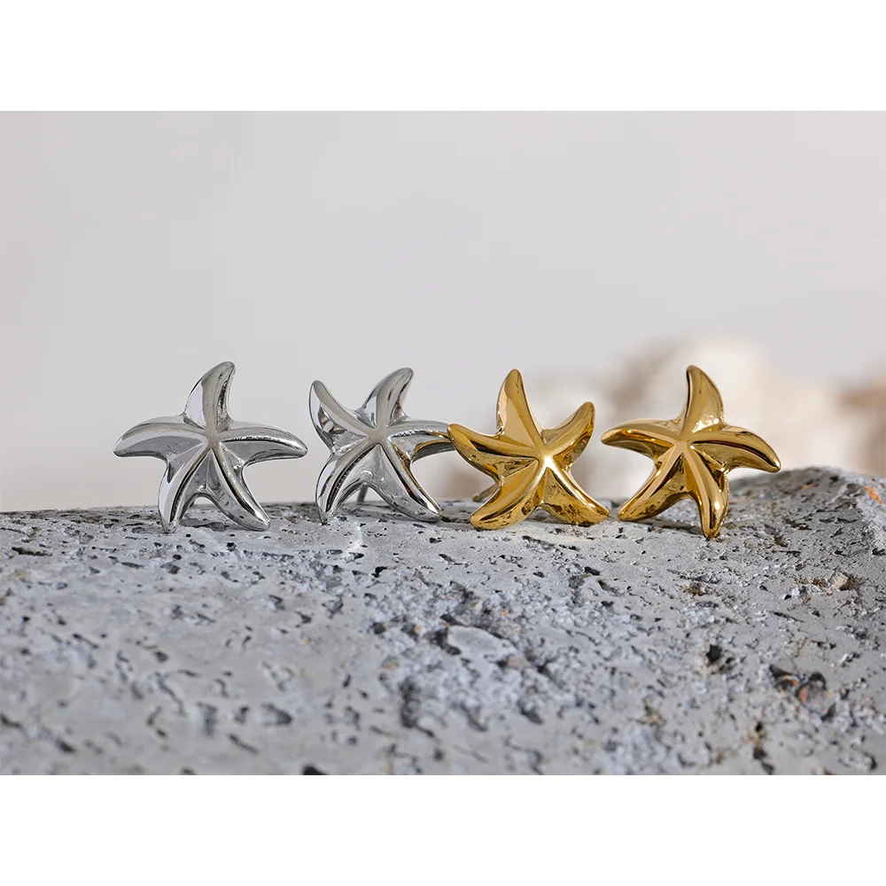 Boucles d'oreilles étoiles de mer dorées minimalistes