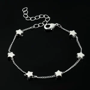 Bracelet argenté à étoiles