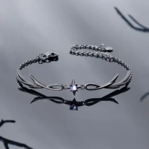Bracelet design avec étoile noire