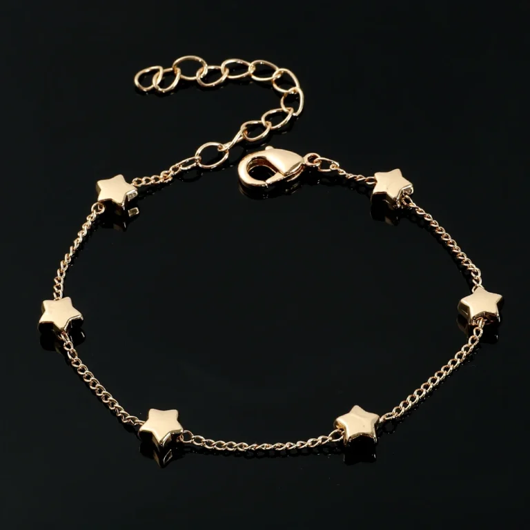 Bracelet doré à étoiles